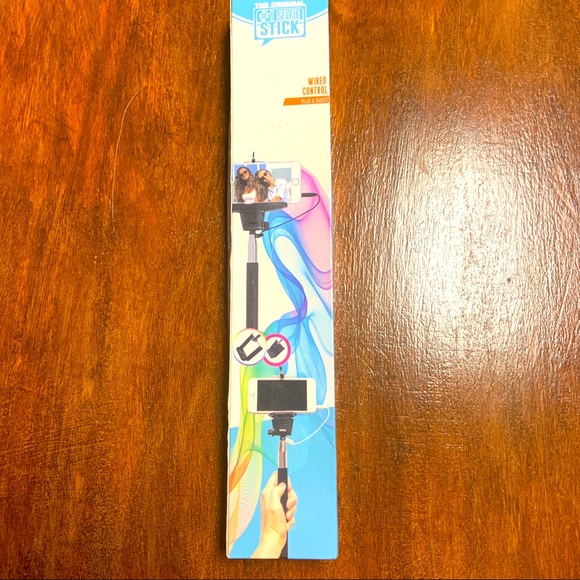 The Original #1 Selfie Stick Wire Control - Picture 2 of 6